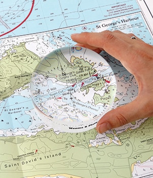 Grande View Magnifier (6x Acrylic) with Compass Rose